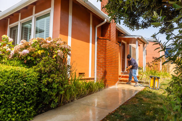 Best Commercial Building Pressure Washing  in Casselton, ND